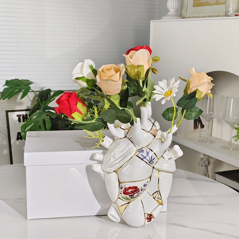 Lighting Home Decor Items - แจกันรูปหัวใจ ตู้ไวน์ ตู้วางทีวี ของตกแต่งบ้าน แจกันกระเบื้องเนื้อละเอียด ดีไซน์สร้างสรรค์